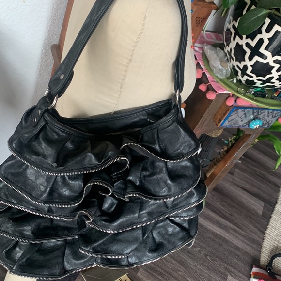 Flirty 🖤 - Leather Zipper Frilly Fun Tote - Picture 2 of 6